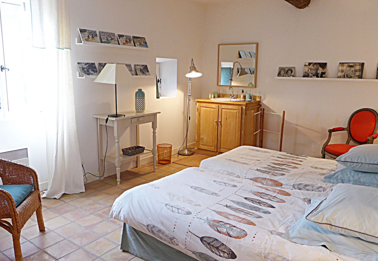 Ferienhaus in Saint-Restitut - Mas in der Drôme, Pool, Blick auf den Mont Ventoux