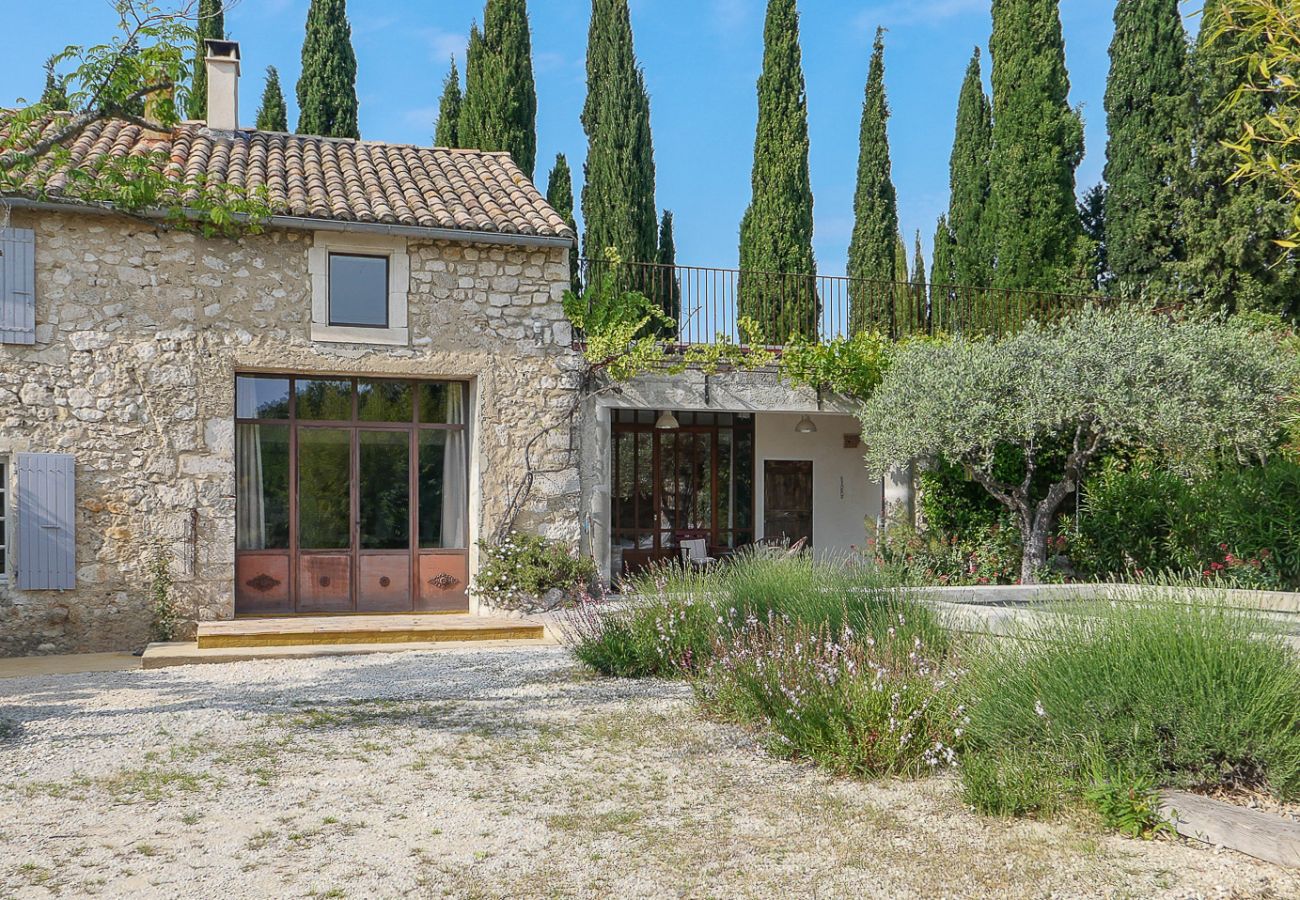 Ferienhaus in La Garde-Adhémar - Le Mas des Rochettes, privates Schwimmbad, ruhig gelegen, La Garde Adhémar