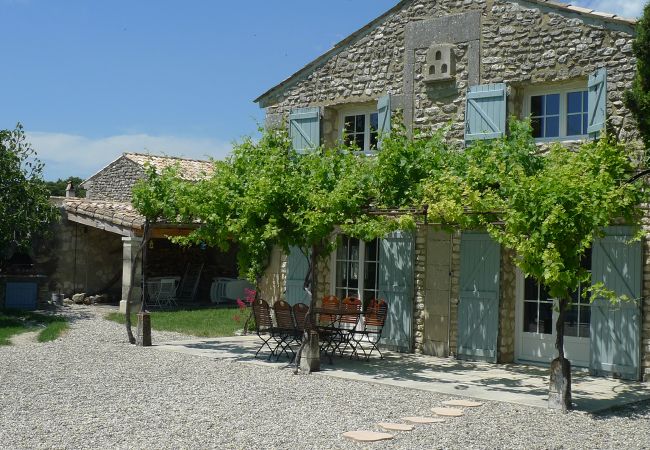 Ferienhaus in Clansayes - Côté Sud, Ferienwohnung mit beheiztem Schwimmbad, in der Drôme