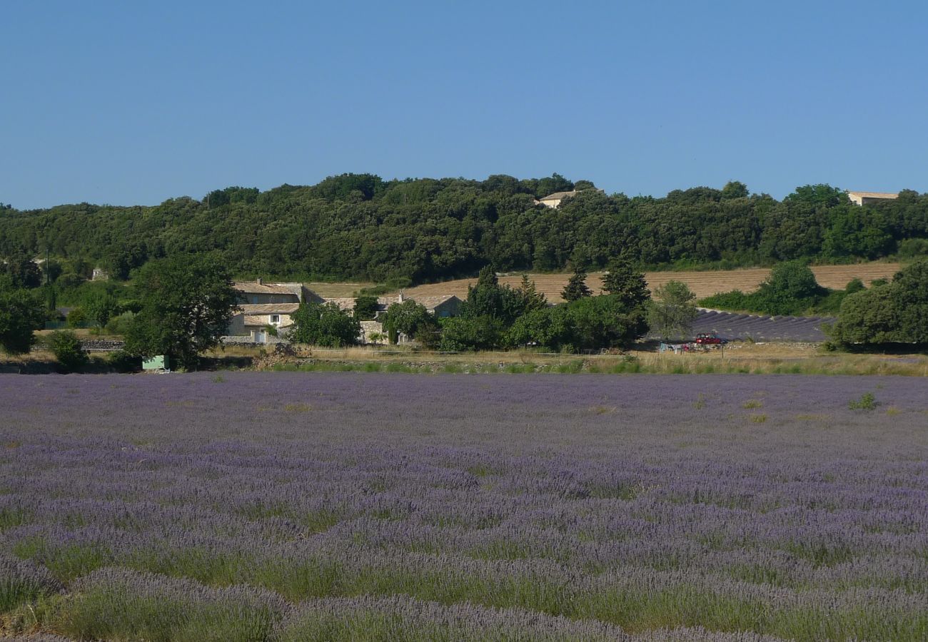 Ferienhaus in Clansayes - Côté Sud, Ferienwohnung mit beheiztem Schwimmbad, in der Drôme