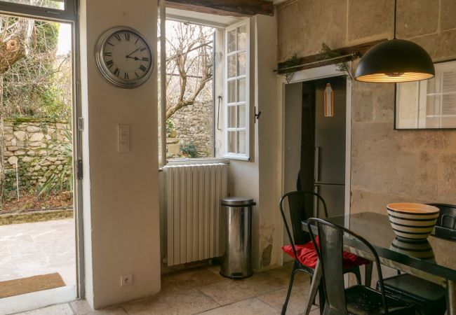 Ferienhaus in Rousset-les-Vignes - Maison du Lac mit privatem Pool, in der Drôme Provençale