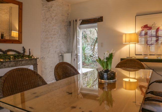 Ferienhaus in Rousset-les-Vignes - Maison du Lac mit privatem Pool, in der Drôme Provençale Ferienhaus in Rousset-les-Vignes - Maison du Lac mit privatem Pool, in der Drôme Provençale