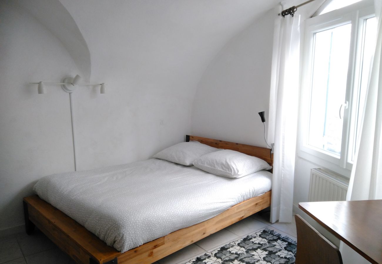 Studio in Saint-Paul-Trois-Châteaux - Studio zur Miete in Saint-Paul-Trois-Châteaux – im Dorfzentrum, Drôme Provençale