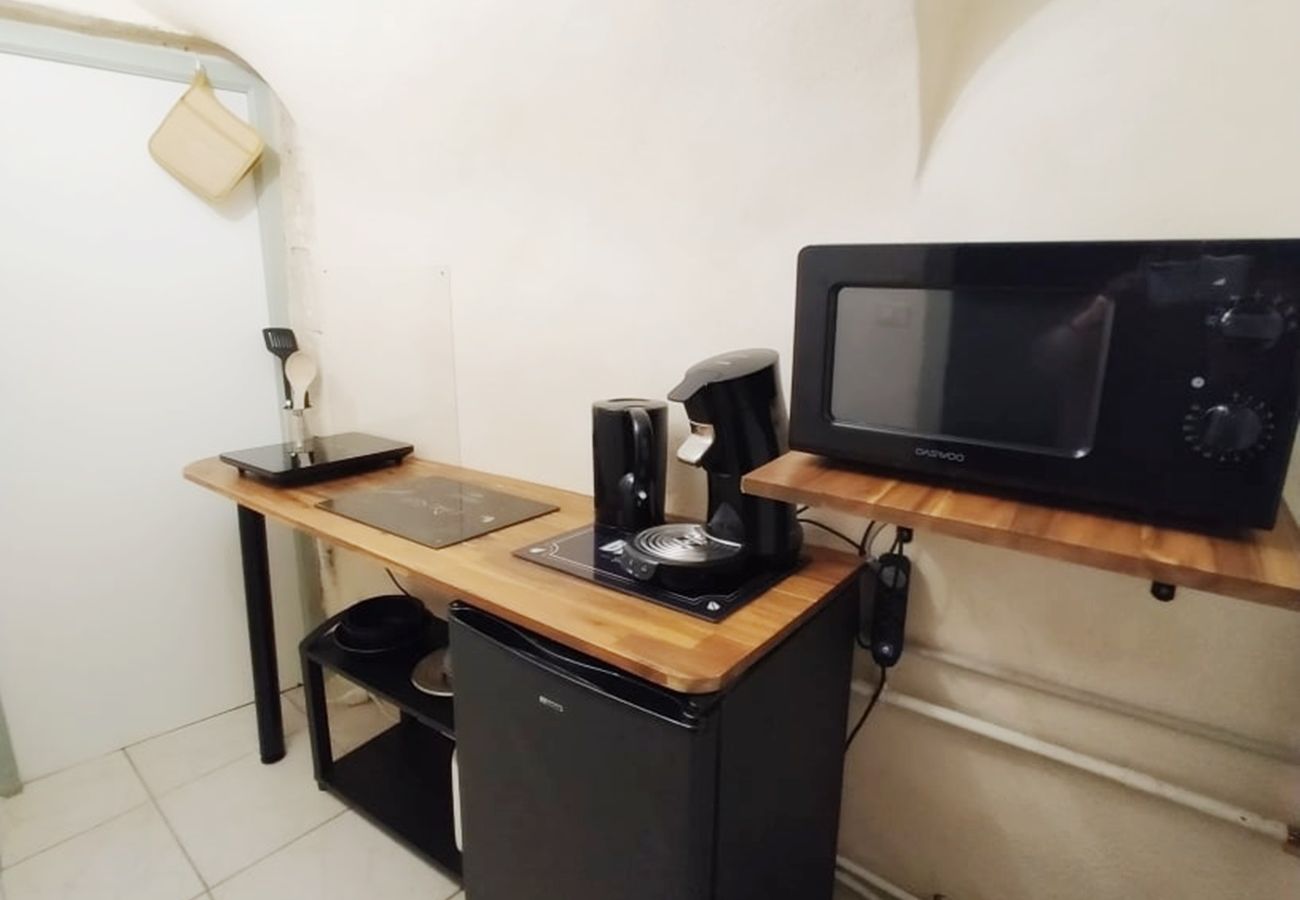 Studio in Saint-Paul-Trois-Châteaux - Studio zur Miete in Saint-Paul-Trois-Châteaux – im Dorfzentrum, Drôme Provençale