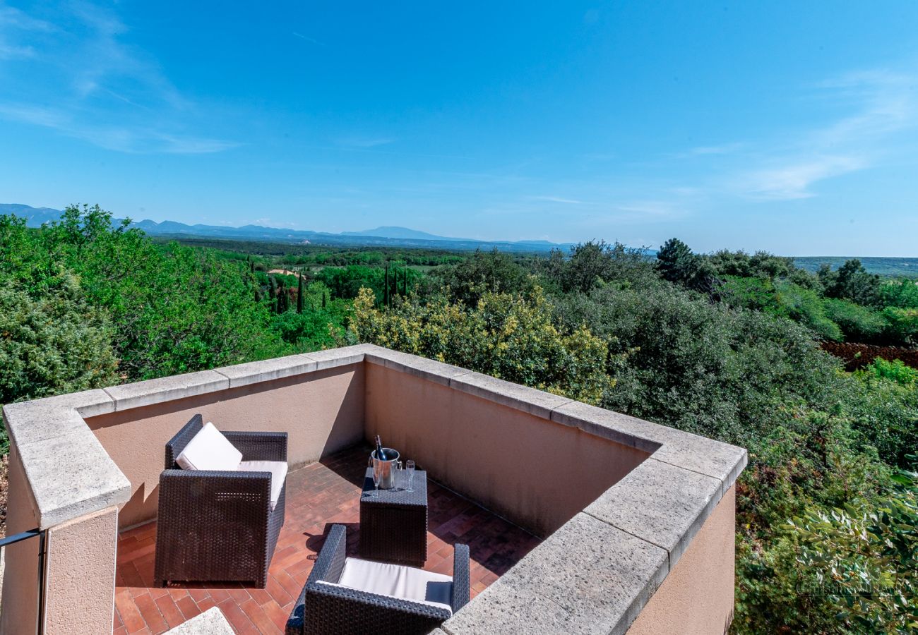 Villa in Réauville - La Villa Regardelle, atemberaubende Aussicht, eingezäuntes Schwimmbad, in der Nähe von Grignan