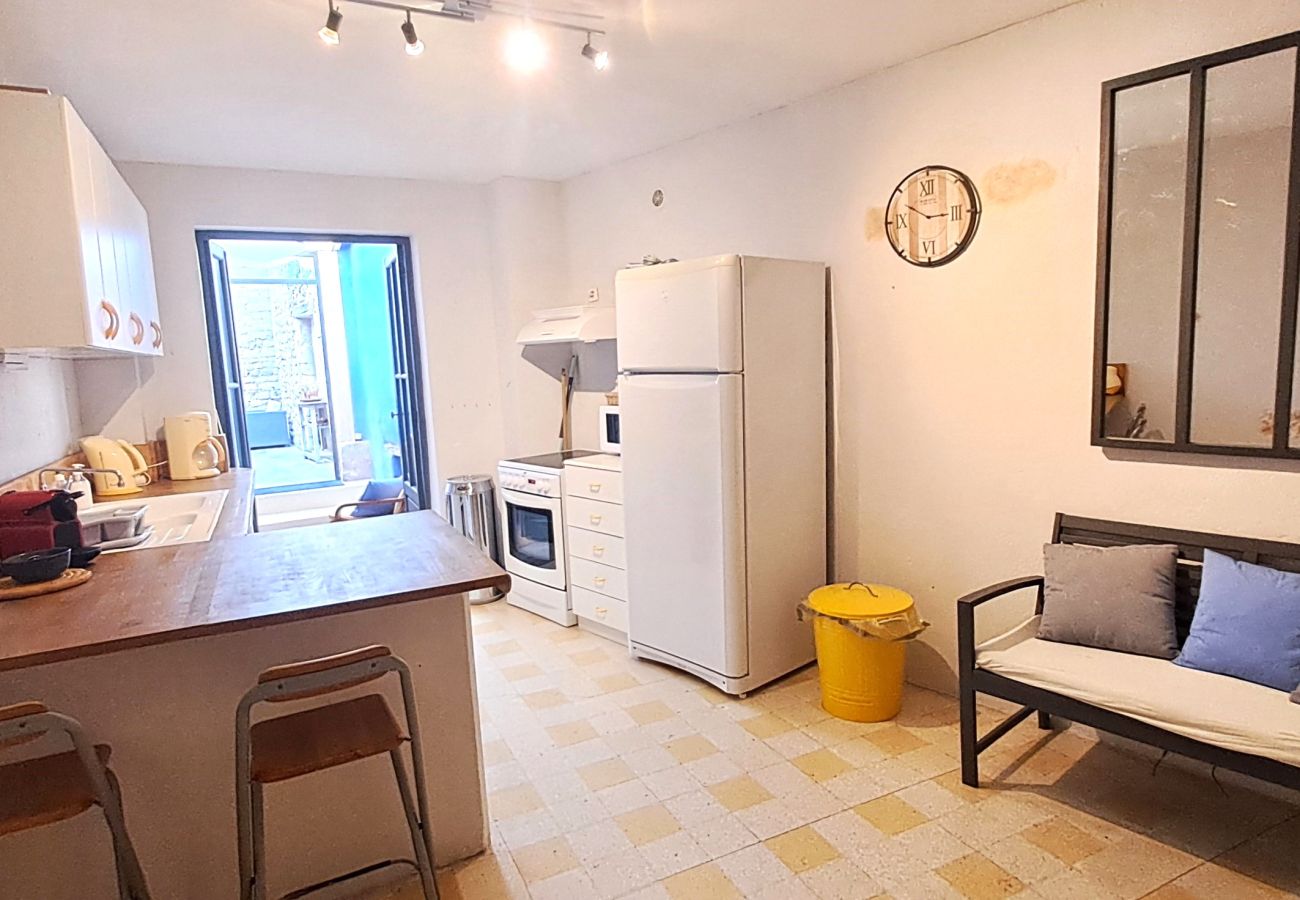 Ferienwohnung in Saint-Paul-Trois-Châteaux - Duplex mit Terrasse & Patio – Altstadt Saint-Paul-Trois-Châteaux