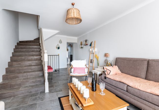 Ferienhaus in Grignan - Dorfhaus mit Terrasse zu Vermieten – Grignan, Drôme Provençale Ferienhaus in Grignan - Dorfhaus mit Terrasse zu Vermieten – Grignan, Drôme Provençale