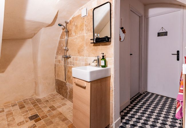 Ferienhaus in Grignan - Dorfhaus mit Terrasse zu Vermieten – Grignan, Drôme Provençale Ferienhaus in Grignan - Dorfhaus mit Terrasse zu Vermieten – Grignan, Drôme Provençale