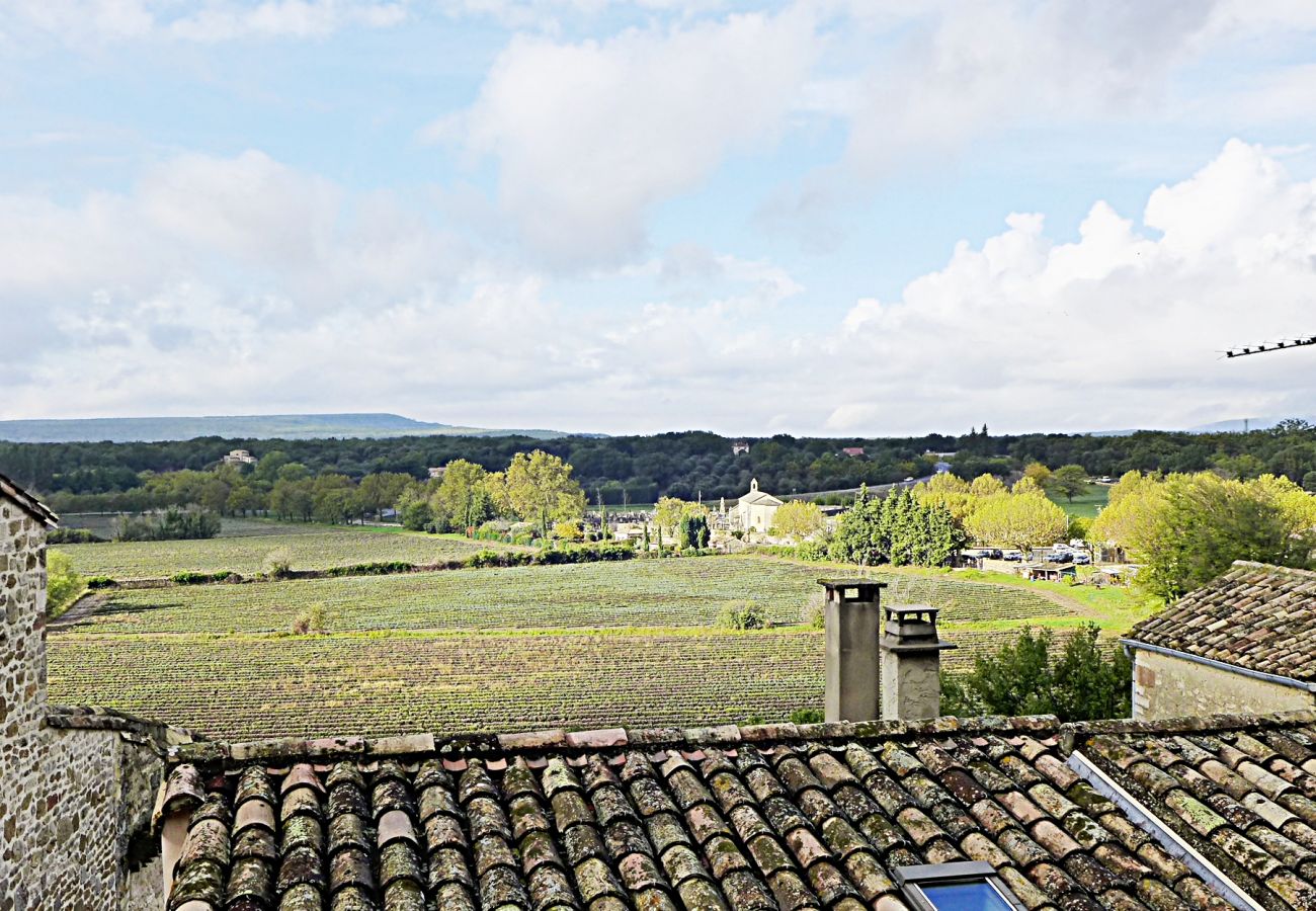 Ferienhaus in Grignan - La Maison Rose, im Herzen von Grignan, Private Terrasse 