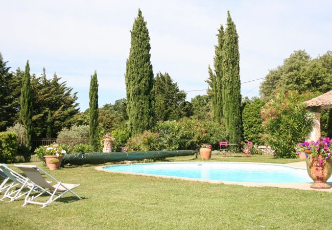 Ferienhaus in Saint-Restitut - Le Mas de Marie, in Drôme Provençale, eine 100% natürliche Klammer