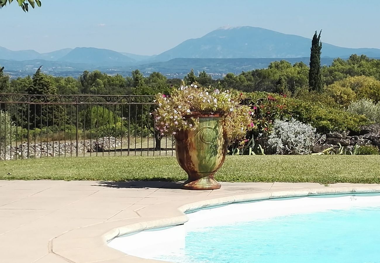 Ferienhaus in Saint-Restitut - Le Mas de Marie, in Drôme Provençale, eine 100% natürliche Klammer