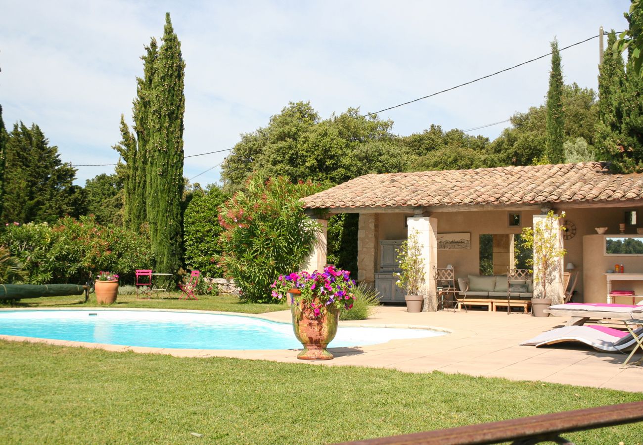Ferienhaus in Saint-Restitut - Le Mas de Marie, in Drôme Provençale, eine 100% natürliche Klammer