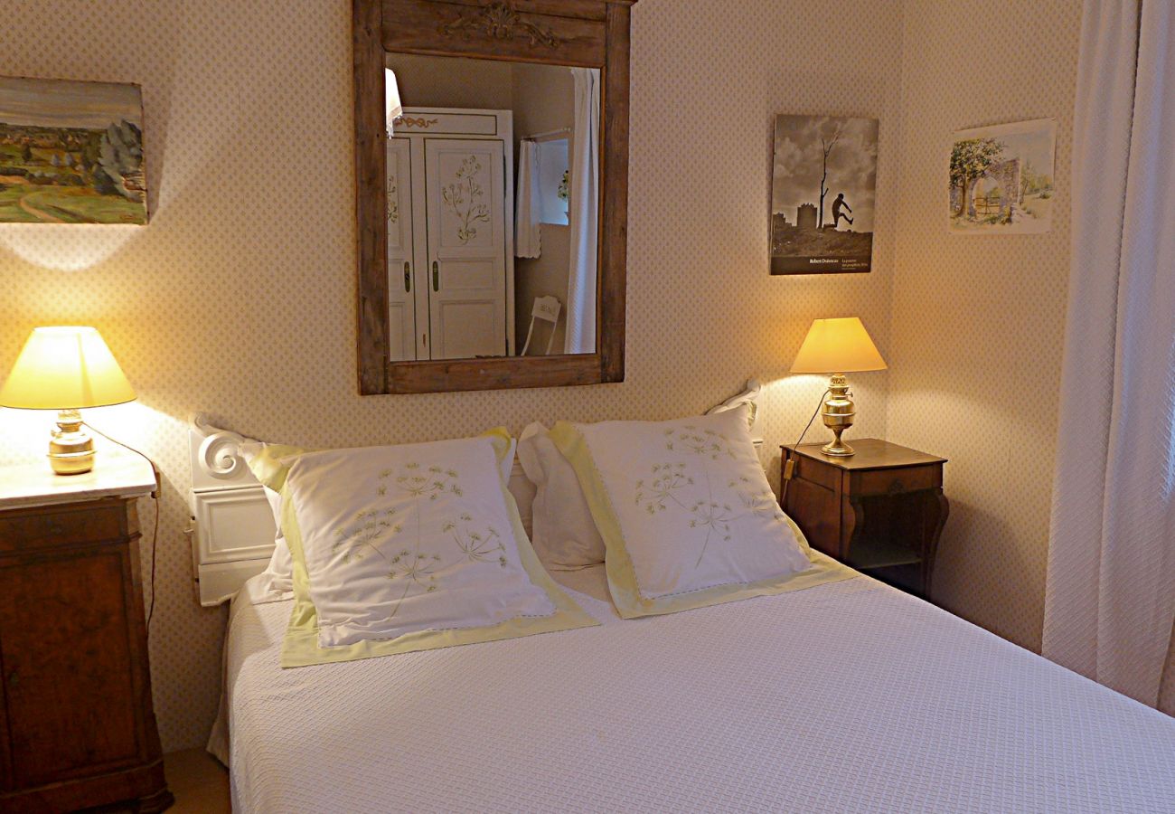 Ferienhaus in Saint-Restitut - Le Mas de Marie, in Drôme Provençale, eine 100% natürliche Klammer