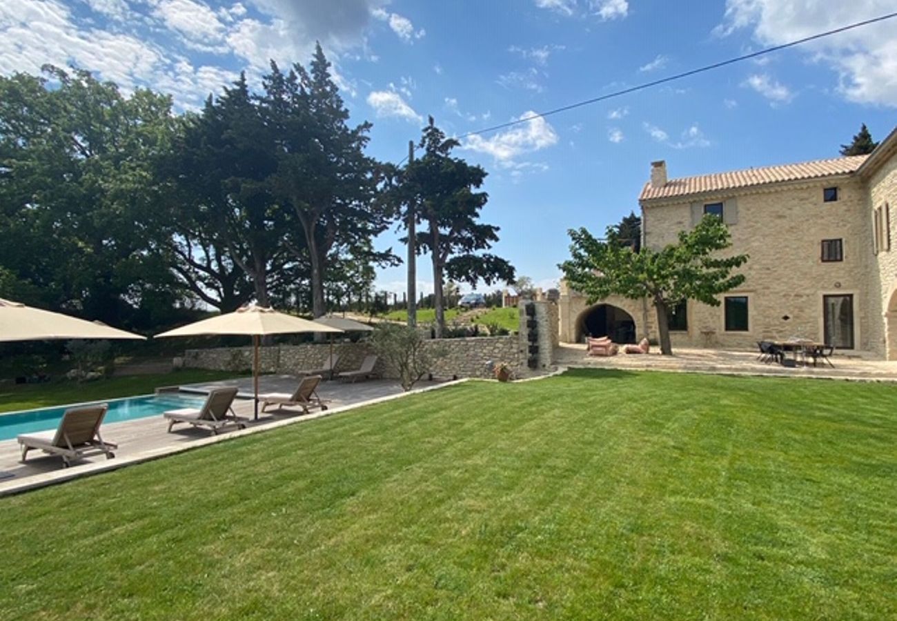 Ferienhaus in Grignan - Zu vermieten in Drôme Provençale, eine außergewöhnliche Immobilie