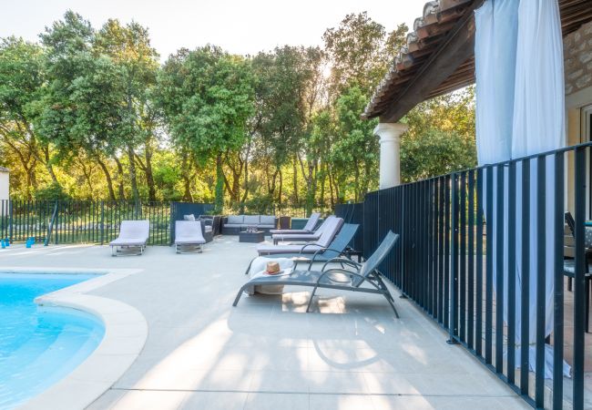 Villa in Saint-Restitut - Haus zur Miete, auf dem Lande, privates Schwimmbad in einer ruhigen Gegend