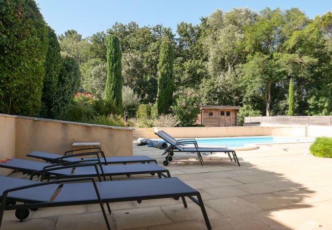 Villa in Bollène - Villa mit Pool und Garten – Bollène, Provence Villa in Bollène - Villa mit Pool und Garten – Bollène, Provence