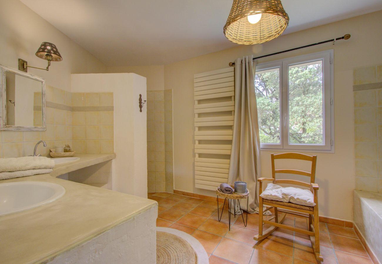 Ferienhaus in Clansayes - La Villa d'Alice