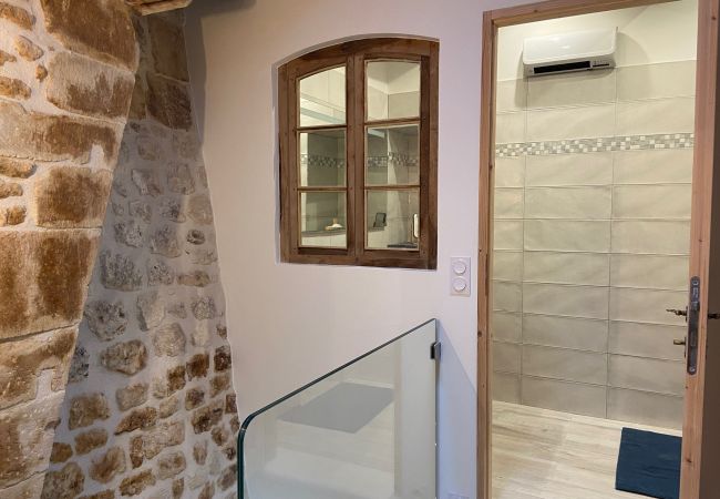 Ferienhaus in Saint-Restitut - Steinhaus im Dorf mit Becken, Saint-Restitut – Drôme Provençale Ferienhaus in Saint-Restitut - Steinhaus im Dorf mit Becken, Saint-Restitut – Drôme Provençale