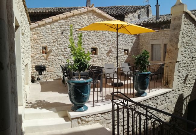 Ferienhaus in Saint-Restitut - Maison de village,  à St Restitut, en Drôme Provençale