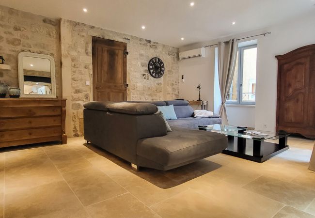 Ferienhaus in Saint-Restitut - Steinhaus im Dorf mit Becken, Saint-Restitut – Drôme Provençale Ferienhaus in Saint-Restitut - Steinhaus im Dorf mit Becken, Saint-Restitut – Drôme Provençale
