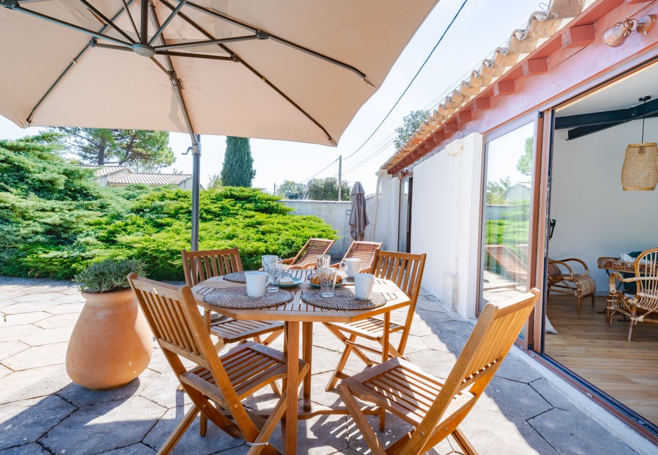 Villa in Suze-la-Rousse - La Piscine, Ferienhaus mit beheiztem Pool