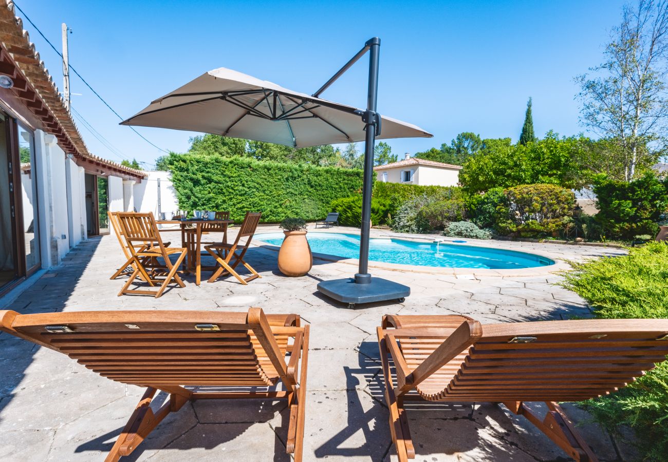 Villa in Suze-la-Rousse - La Piscine, Ferienhaus mit beheiztem Pool