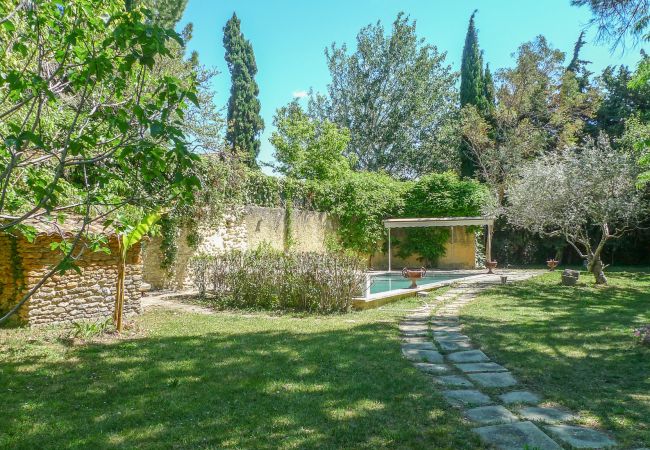 Ferienhaus in Sainte-Cécile-les-Vignes - Charmantes Dorfhaus mit Garten und privatem Pool in der Provence Ferienhaus in Sainte-Cécile-les-Vignes - Charmantes Dorfhaus mit Garten und privatem Pool in der Provence