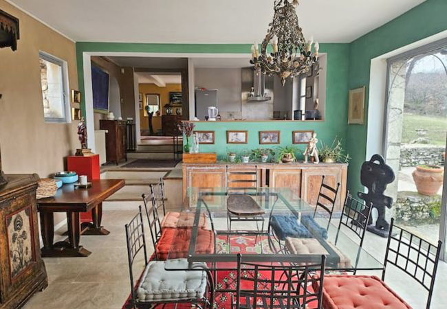 Ferienhaus in Chantemerle-lès-Grignan - Charakterhaus zu mieten in der Drôme Provençale, privates Schwimmbad Ferienhaus in Chantemerle-lès-Grignan - Charakterhaus zu mieten in der Drôme Provençale, privates Schwimmbad