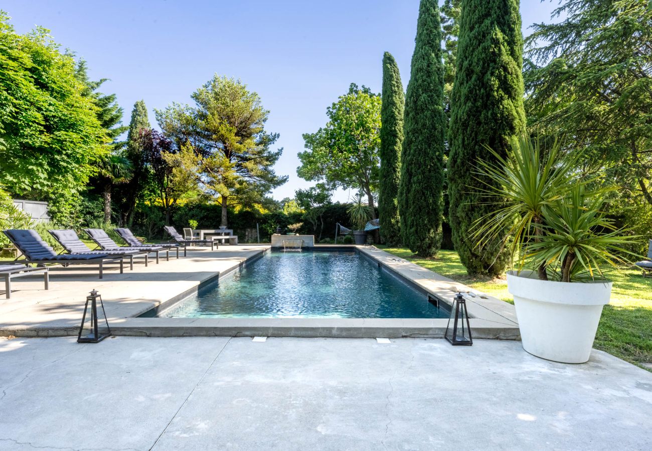 Ferienhaus in Tulette - La Mancelone, außergewöhnliches Haus zu vermieten, mit Swimmingpool