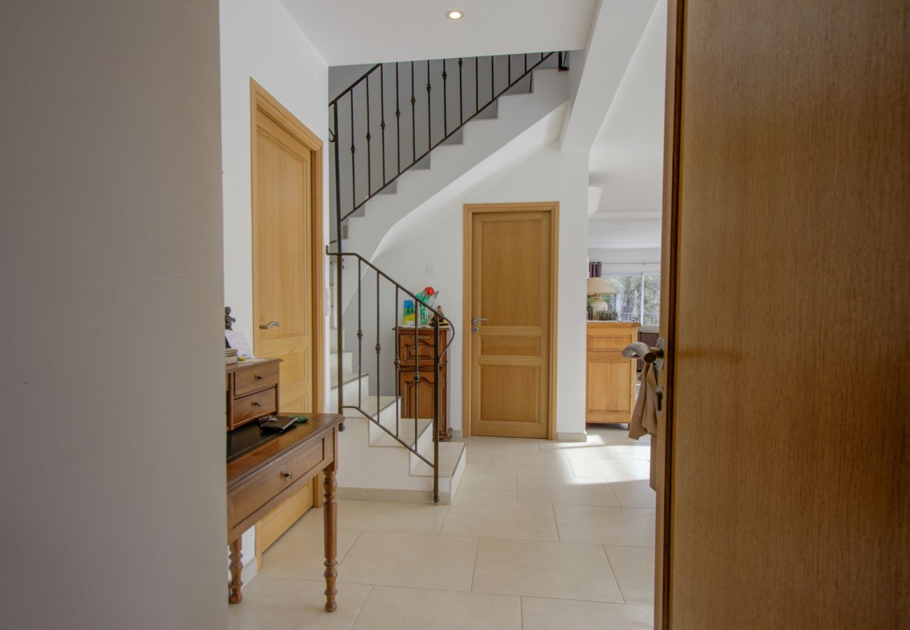 Villa in Saint-Restitut - Klimatisierte Villa mit privatem Pool – Rollstuhlgerecht – Drôme Provençale