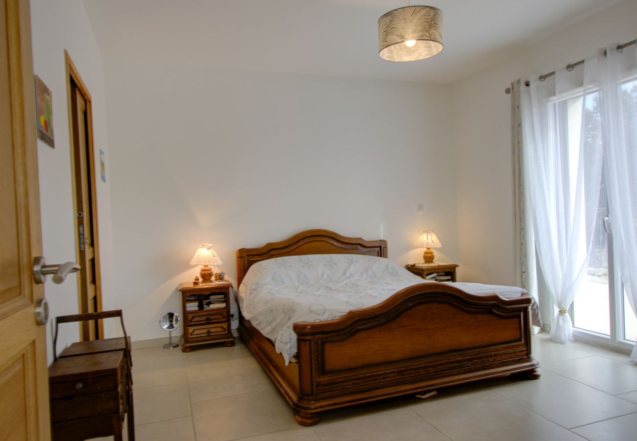 Villa in Saint-Restitut - Klimatisierte Villa mit privatem Pool – Rollstuhlgerecht – Drôme Provençale