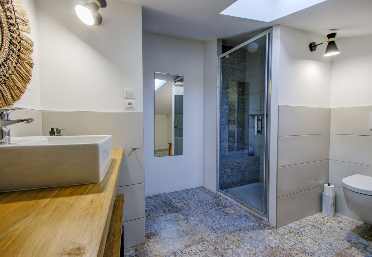 Doppelhaushälfte in Grignan - Châteaux-Lavandes, ein Haus im Herzen von Grignan