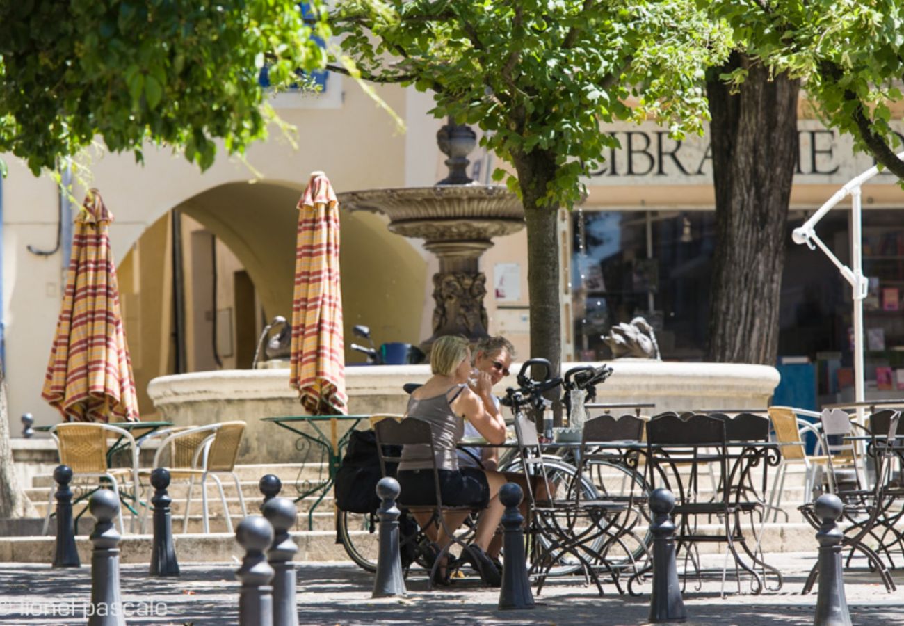 Huis in Saint-Paul-Trois-Châteaux - Huis te huur, privé tuin, Drôme Provençale