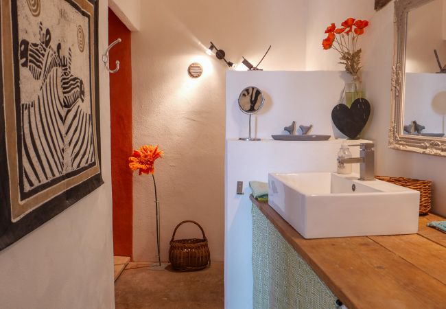 Huis in La Garde-Adhémar - Le Mas des Rochettes, privé zwembad, rustig, La Garde Adhémar Huis in La Garde-Adhémar - Le Mas des Rochettes, privé zwembad, rustig, La Garde Adhémar