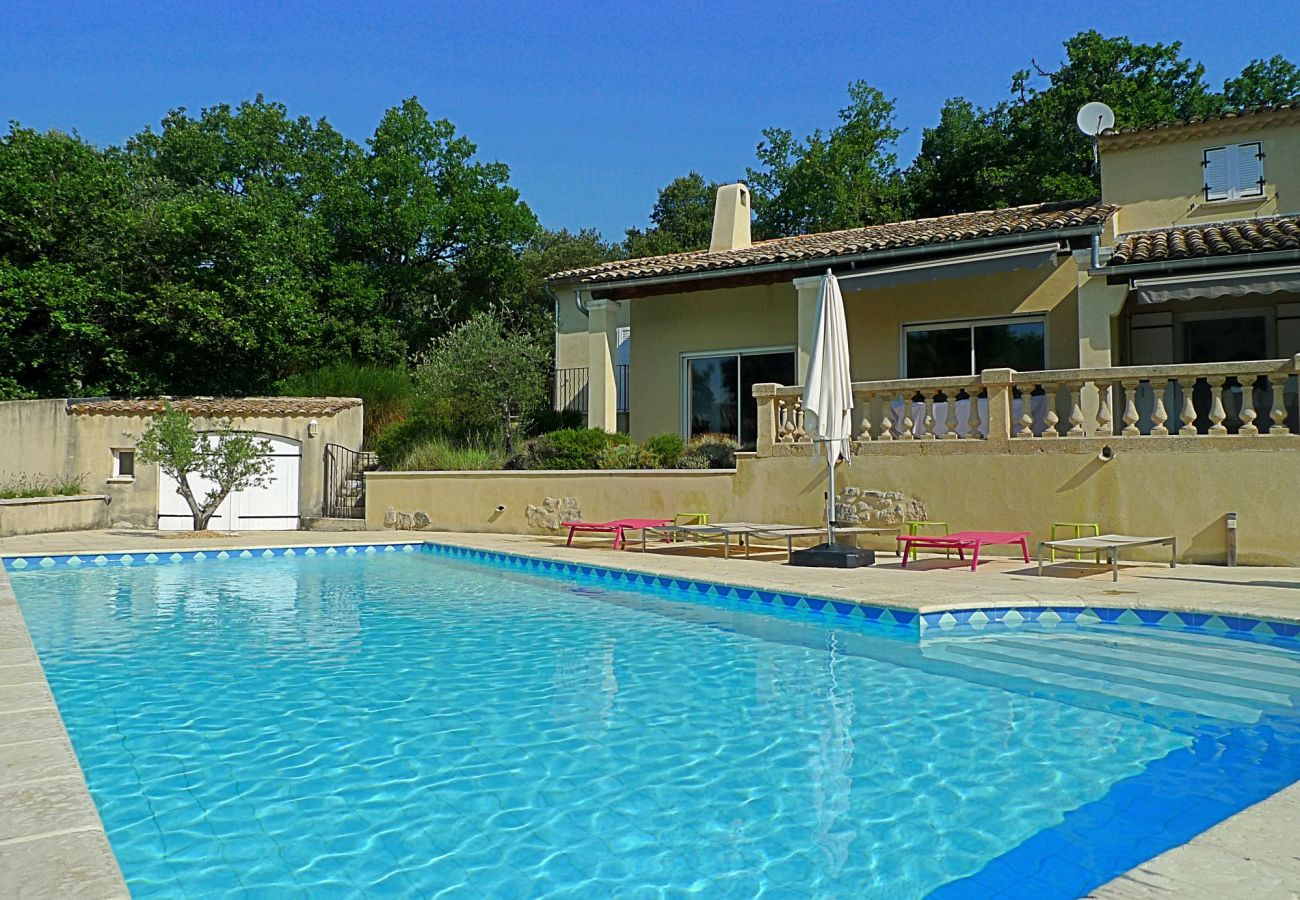 Villa in Clansayes - La Villa des Amoureux, charme in Drôme Provençale, met beveiligd zwembad