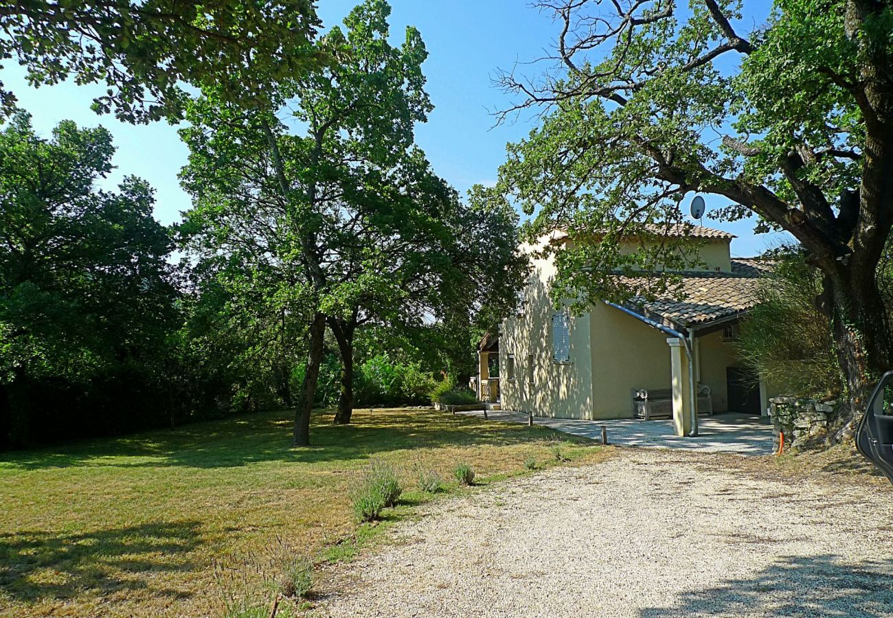 Villa in Clansayes - La Villa des Amoureux, charme in Drôme Provençale, met beveiligd zwembad