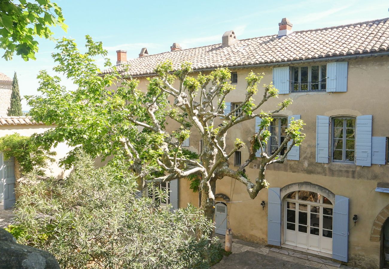 Huis in Rochegude - Dorpshuis, authenticiteit, charme met privé zwembad