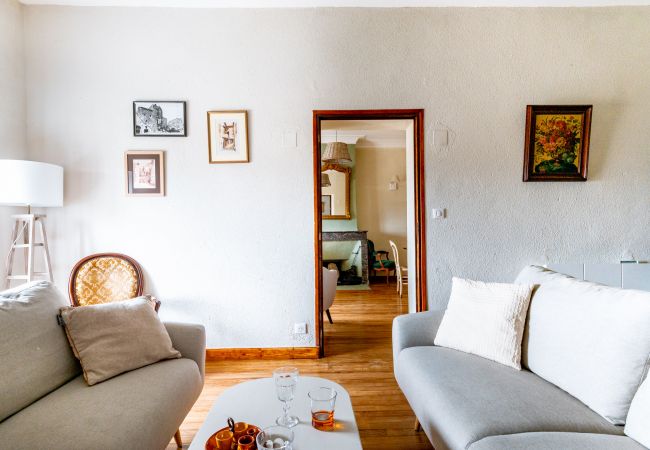 Huis in La Garde-Adhémar - Huis in geklasseerd dorp met tuin en jacuzzi Huis in La Garde-Adhémar - Huis in geklasseerd dorp met tuin en jacuzzi