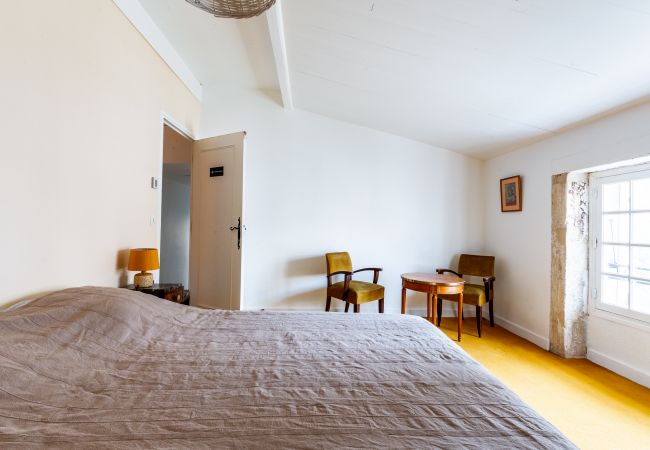 Huis in La Garde-Adhémar - Huis in geklasseerd dorp met tuin en jacuzzi Huis in La Garde-Adhémar - Huis in geklasseerd dorp met tuin en jacuzzi