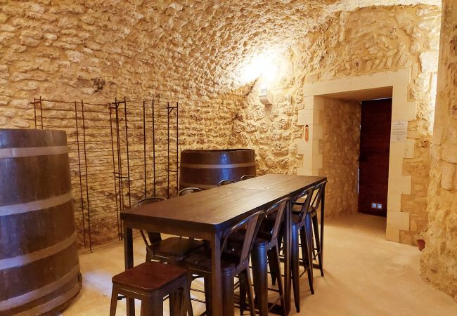 Huis in La Garde-Adhémar - Huis in geklasseerd dorp met tuin en jacuzzi Huis in La Garde-Adhémar - Huis in geklasseerd dorp met tuin en jacuzzi