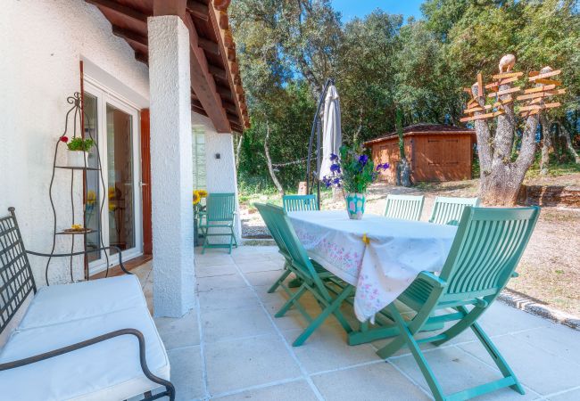 Huis in Colonzelle - Familienhaus mit Garten, Pool & Natur - Colonzelle Huis in Colonzelle - Familienhaus mit Garten, Pool & Natur - Colonzelle