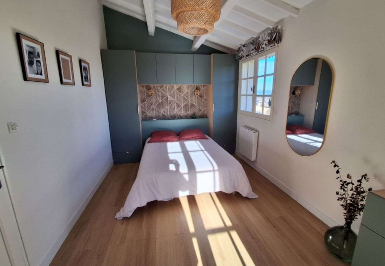 Villa in Rochegude - Villa met zwembad en tuin in Drôme Provençale