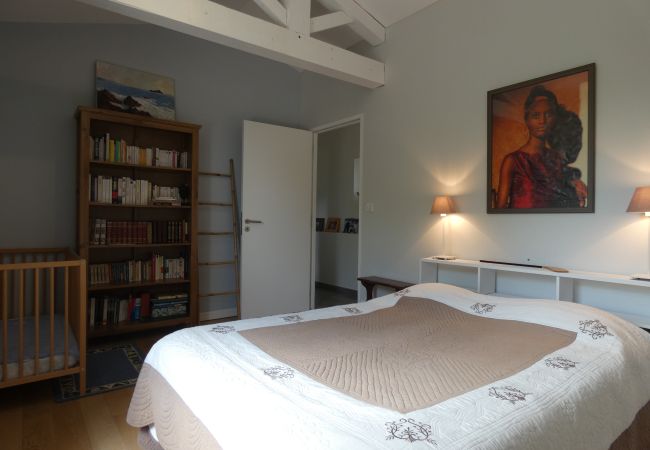 Villa in La Garde-Adhémar - Le Mas de la Toulissière, zwembad en tuin in Drôme Provençale Villa in La Garde-Adhémar - Le Mas de la Toulissière, zwembad en tuin in Drôme Provençale