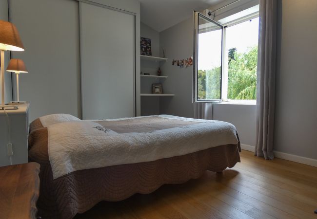 Villa in La Garde-Adhémar - Le Mas de la Toulissière, zwembad en tuin in Drôme Provençale Villa in La Garde-Adhémar - Le Mas de la Toulissière, zwembad en tuin in Drôme Provençale