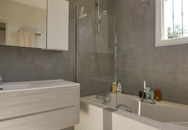 Villa in Bollène - Villa met zwembad en tuin – Bollène, Provence Villa in Bollène - Villa met zwembad en tuin – Bollène, Provence