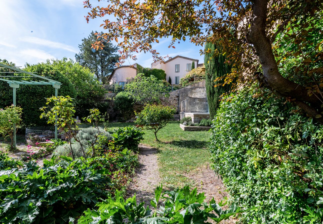 Huis in Grignan - Dorpshuis, in het hart van Grignan, met privé zwembad