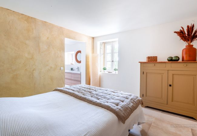 Cottage in Valréas -  Cottage in Valréas -