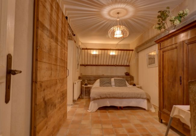 Cottage in Valréas -  Cottage in Valréas -