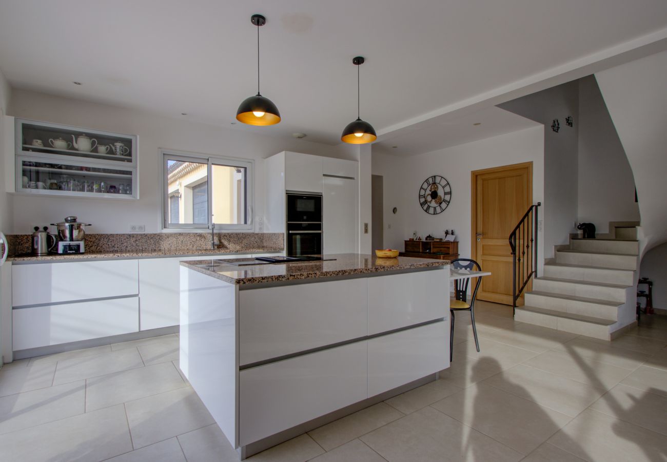 Villa in Saint-Restitut - Villa met airconditioning en privézwembad – Rolstoeltoegankelijk – Drôme Provençale