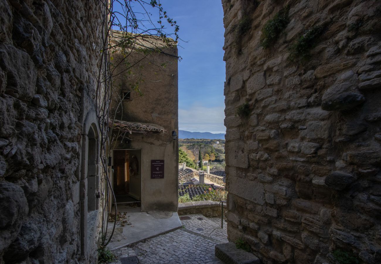 Rijhuis in Grignan - Châteaux-Lavandes, een huis in het hart van Grignan